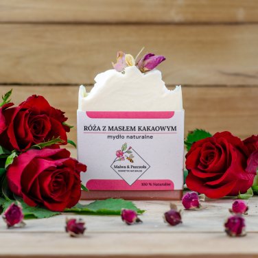 Róża z masłem kakaowym